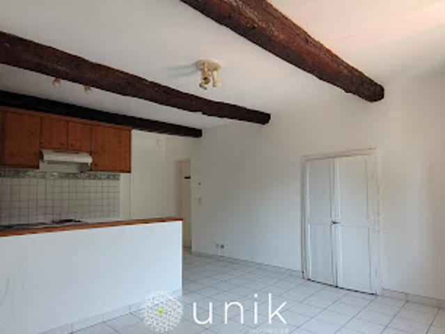 Location Appartement 2 pièces 35 m2 Saint Martin de Londres