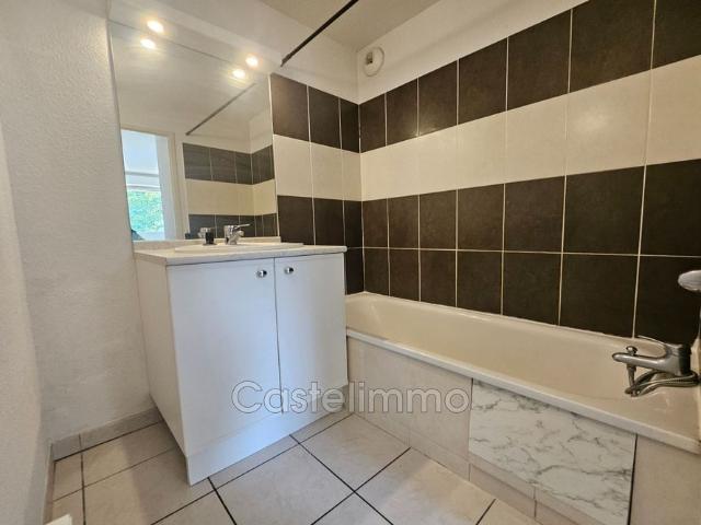 Location Appartement 2 pièces 35m² CASTELSARRASIN 82100