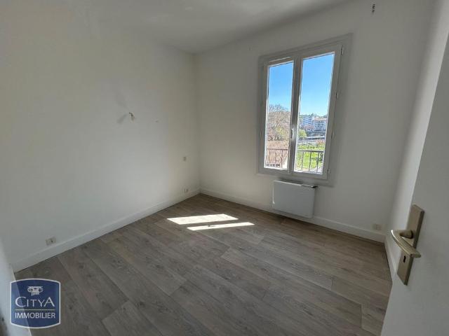 Location Appartement 2 pièces 35m² PERIGUEUX 24000