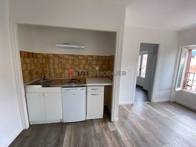 Location Appartement 2 pièces 35m² PRADES 66500