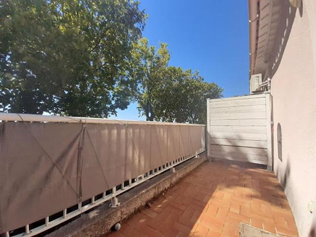 Location Appartement 2 pièces 36 m2 Pomérols