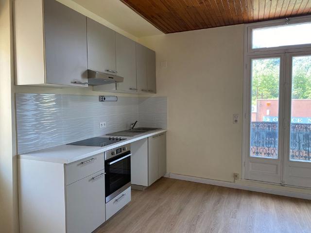 Location appartement 2 pièces, 36.10m², Bédarieux