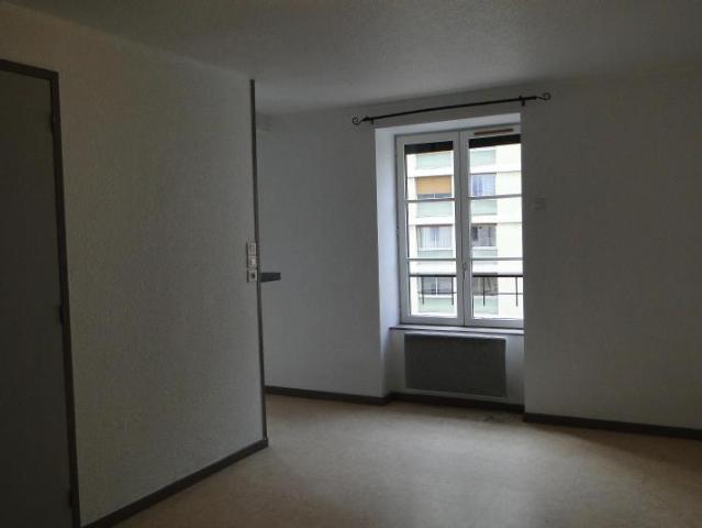 Location Appartement 2 pièces 36m² CLERMONT FERRAND 63000