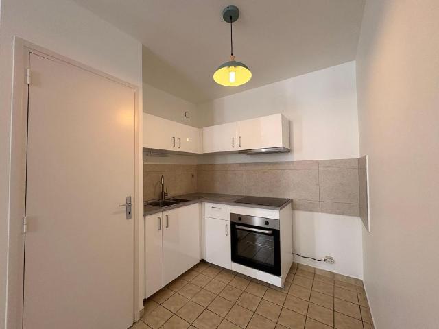 Location Appartement 2 pièces 36m² AUBENAS 07200