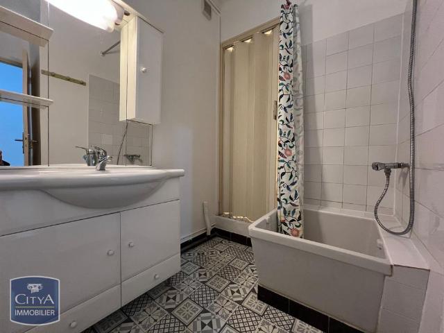 Location Appartement 2 pièces 36m² AVIGNON 84000