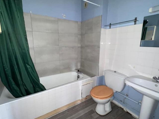 Location Appartement 2 pièces 36m² DUNIERES 43220