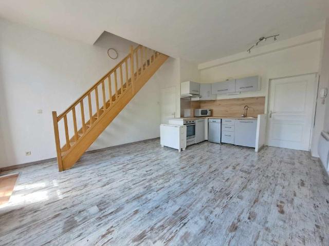 Location Appartement 2 pièces 36m² NIMES 30000