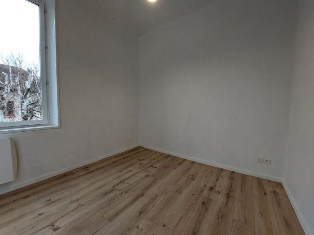 Location Appartement 2 pièces 36m² ST AUBIN LES ELBEUF 76410