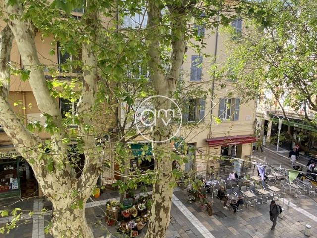 Location Appartement 2 pièces 36m² TOULON 83000