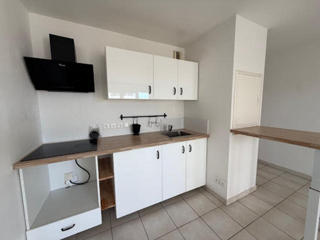 Location Appartement 2 pièces 38.48 m2 Marseille 10ème