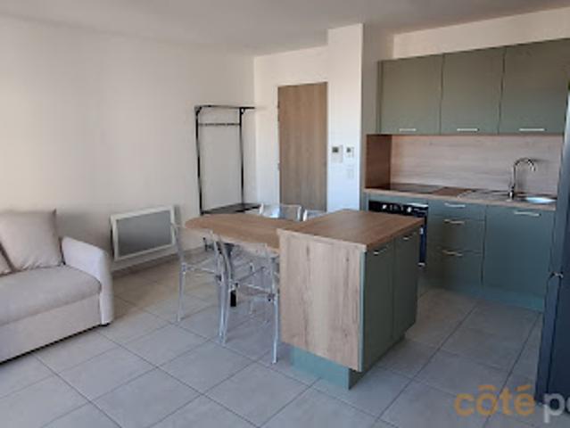 Location Appartement 2 pièces 38.75 m2 Luc la Primaube