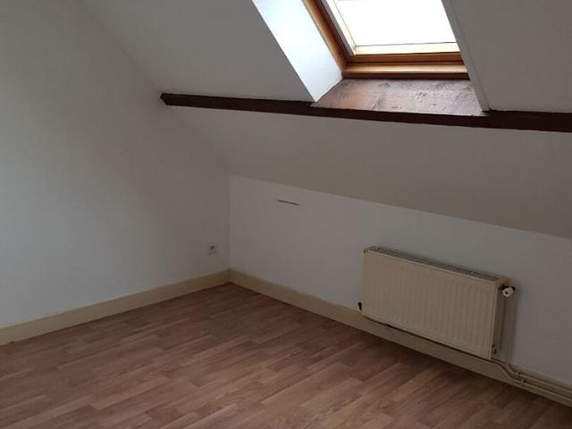 Location appartement 2 pièces, 38.00m², Soissons