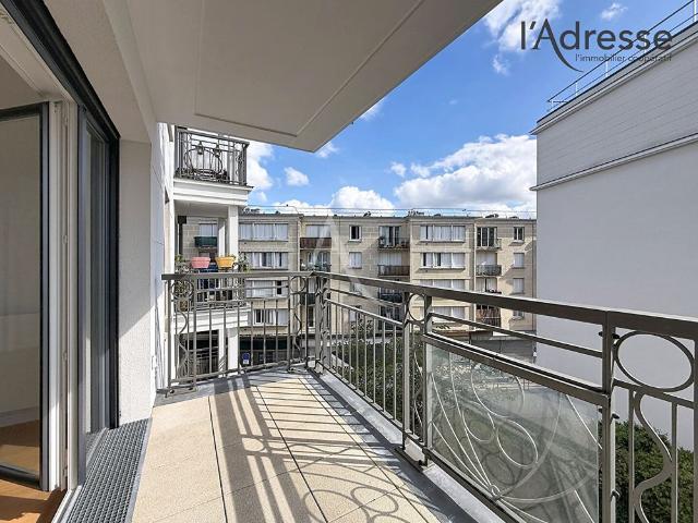 Location appartement 2 pièces, 38.00m², Suresnes