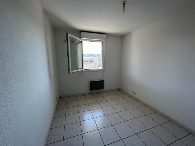 Location appartement 2 pièces, 38.39m², Billère