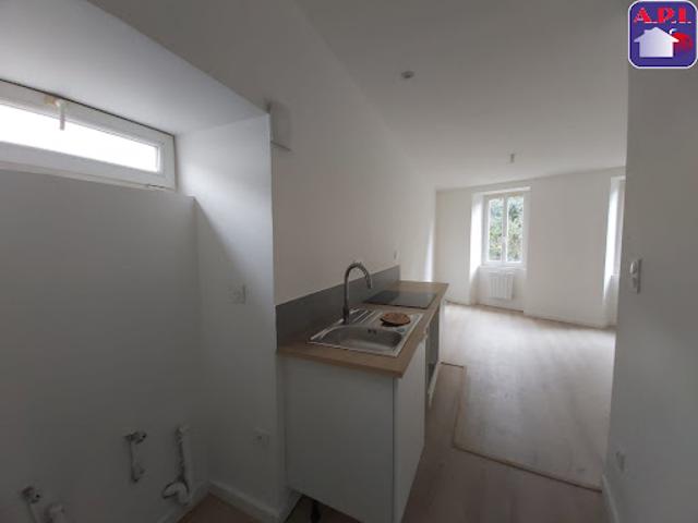 Location Appartement 2 pièces 38 m2 Tarascon sur ariege
