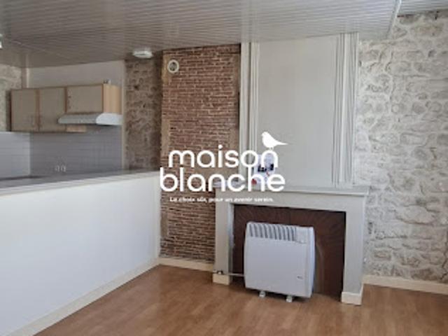 Location Appartement 2 pièces 38 m2 Rochefort