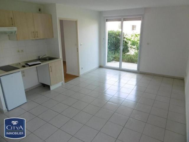 Location Appartement 2 pièces 38m² CAZERES 31220