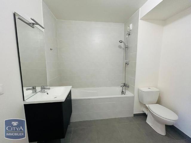 Location Appartement 2 pièces 38m² BORMES LES MIMOSAS 83230