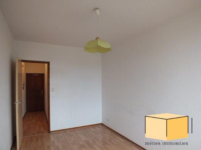Location Appartement 2 pièces 38m² BELLEY 01300