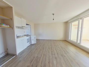 Location Appartement 2 pièces 38m² BUXEROLLES 86180
