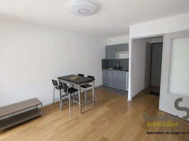 Location Appartement 2 pièces 38m² GRENOBLE 38000