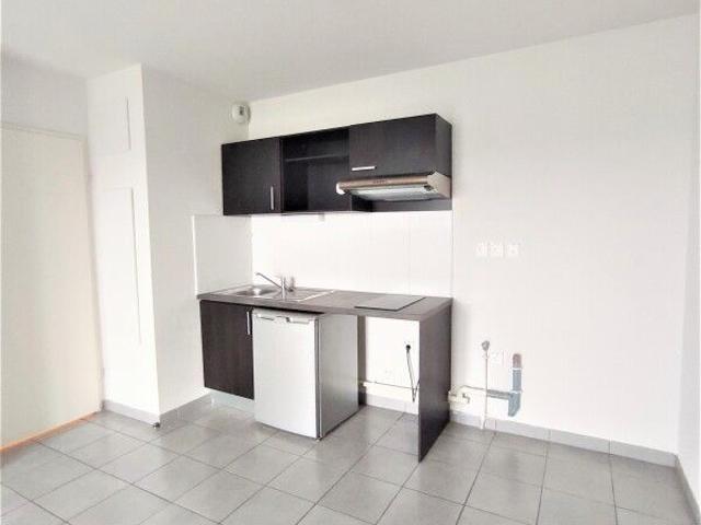 Location Appartement 2 pièces 38m² LAUNAGUET 31140