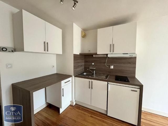 Location Appartement 2 pièces 38m² LAVAL 53000