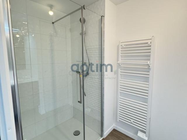 Location Appartement 2 pièces 38m² LA ROCHE SUR YON 85000