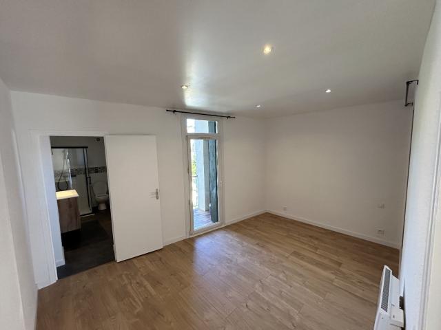 Location Appartement 2 pièces 38m² MONTPELLIER 34000