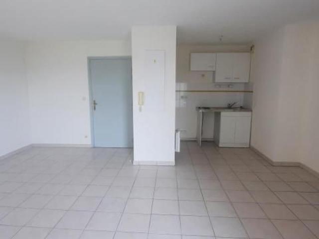 Location Appartement 2 pièces 38m² PAMIERS 09100