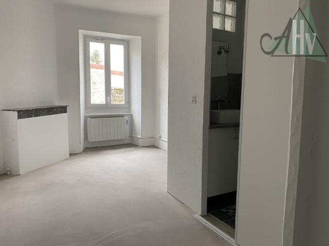 Location Appartement 2 pièces 38m² PROVINS 77160