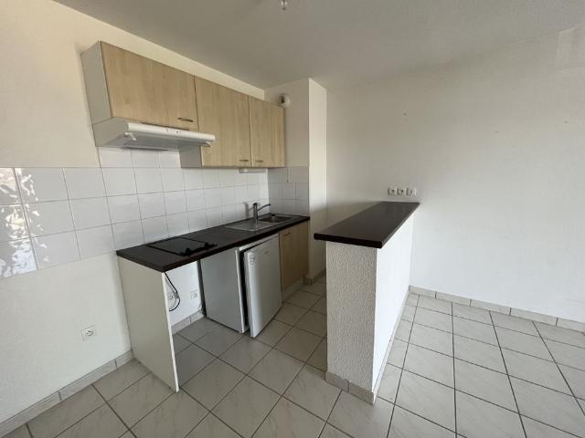 Location Appartement 2 pièces 38m² RODEZ 12000