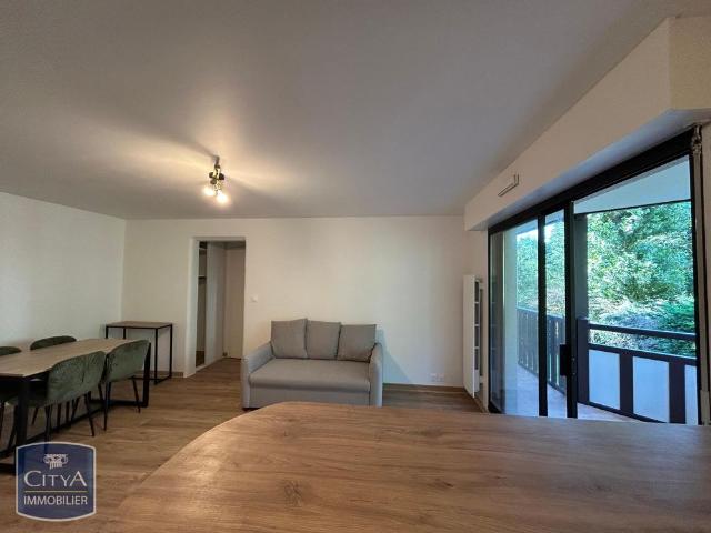 Location Appartement 2 pièces 38m² TOURGEVILLE 14800