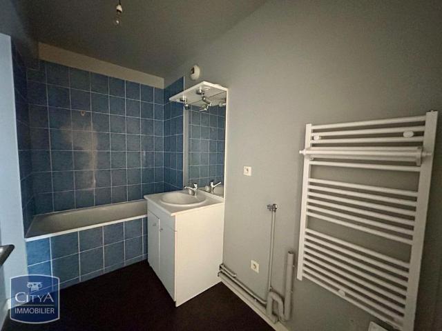 Location Appartement 2 pièces 38m² TOURS 37000