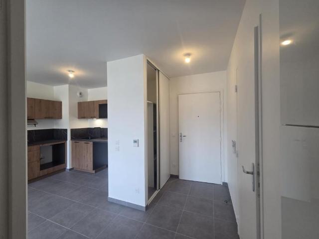 Location Appartement 2 pièces 38m² THONON LES BAINS 74200