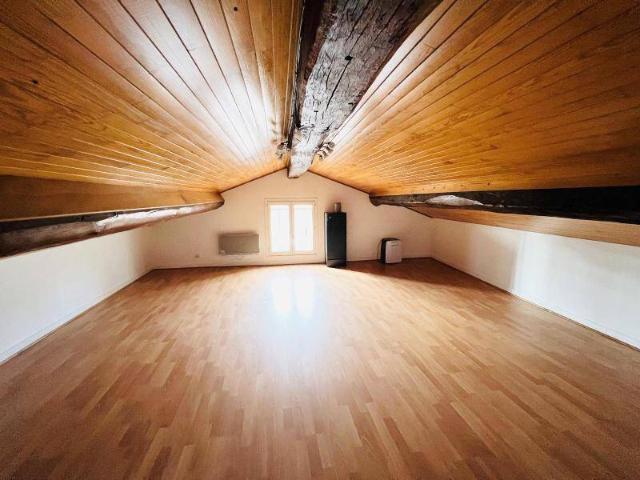 Location appartement 2 pièces 39.77 m² à Mâcon 71000 4 425 €