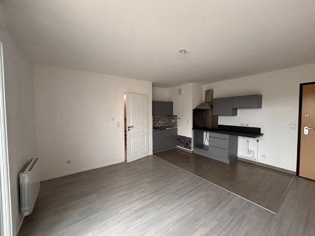 Location appartement 2 pièces, 39.09m², Meaux