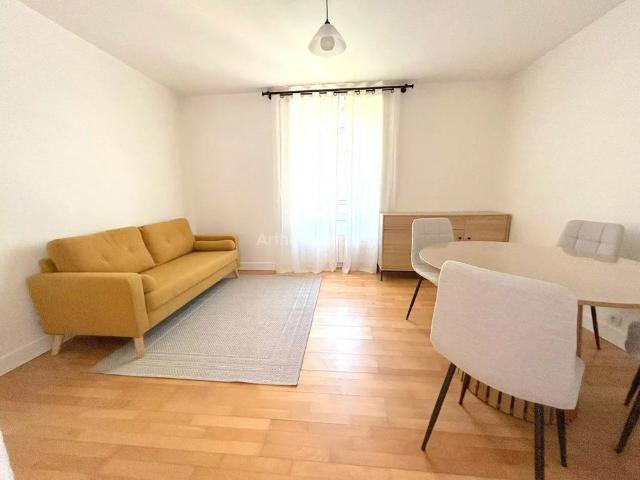 Location Appartement 2 pièces 39 m2 à Clamart