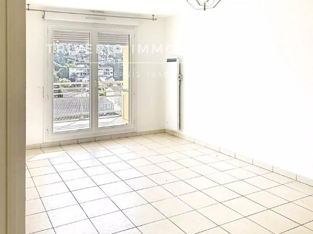 Location Appartement 2 pièces 39m² CANNES 06150
