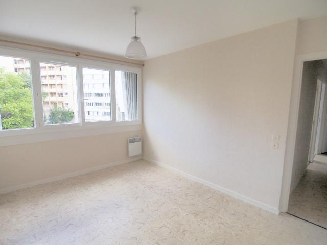 Location Appartement 2 pièces 39m² CLERMONT FERRAND 63000