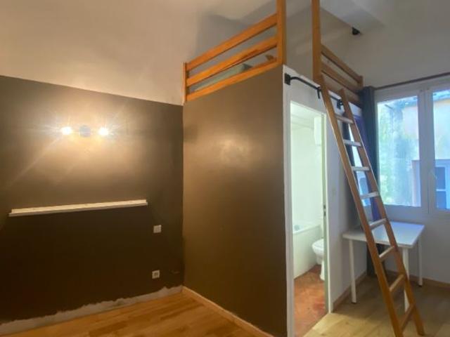 Location Appartement 2 pièces 39m² AIX EN PROVENCE 13100