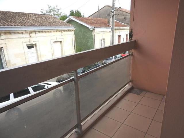 Location Appartement 2 pièces 39m² BORDEAUX 33000