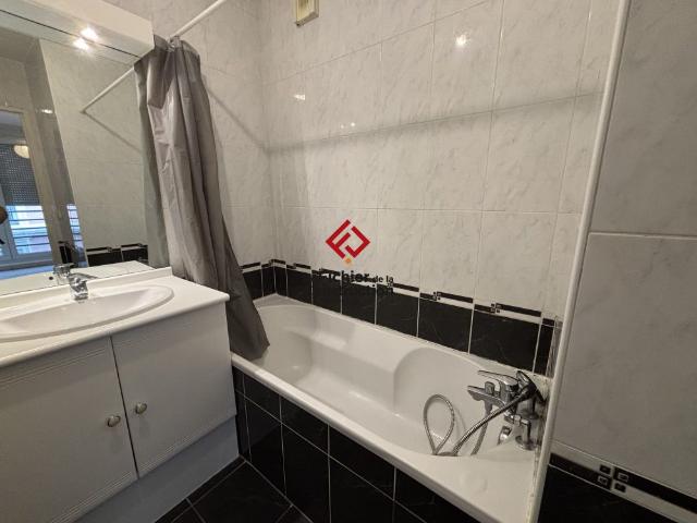 Location Appartement 2 pièces 39m² GRENOBLE 38000