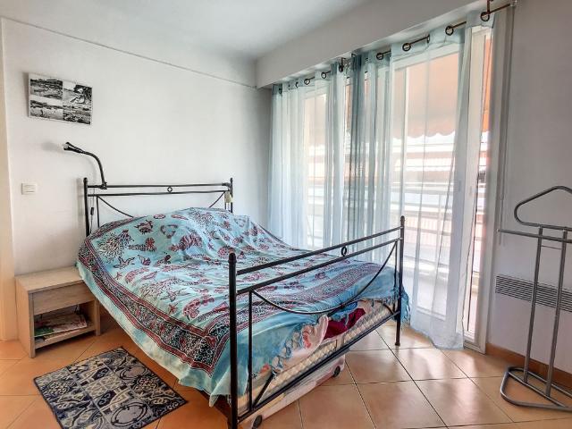 Location Appartement 2 pièces 39m² JUAN LES PINS 06160