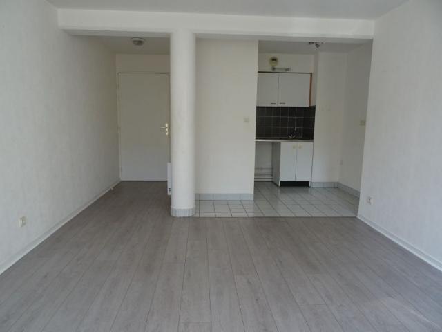 Location Appartement 2 pièces 39m² ORLEANS 45000