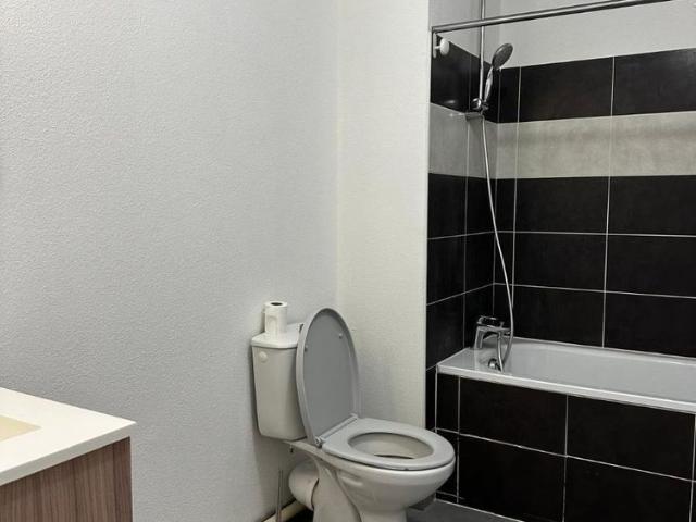 Location Appartement 2 pièces 39m² LORMONT 33310