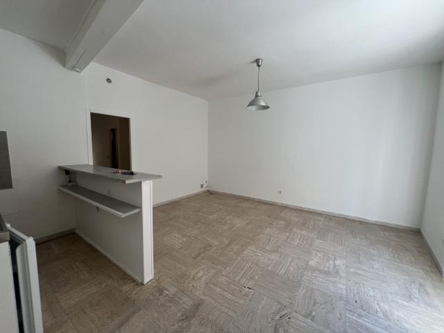 Location Appartement 2 pièces 39m² MONTPELLIER 34000