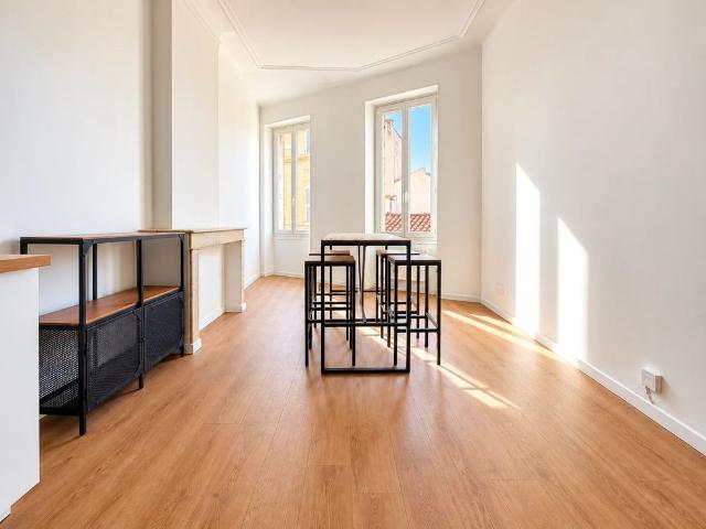 Location Appartement 2 pièces 39m² MARSEILLE 6ème