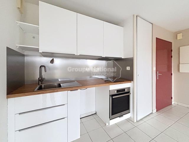 Location Appartement 2 pièces 39m² NANTES 44300