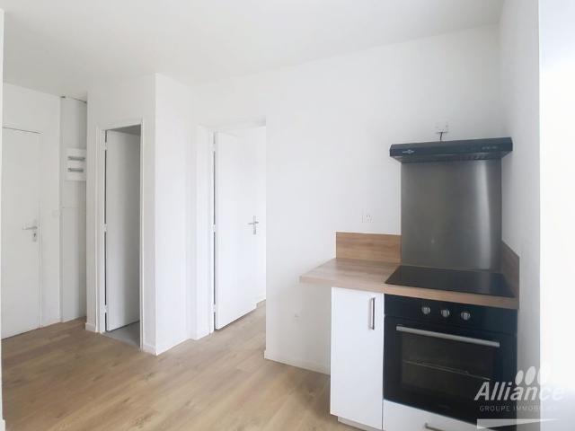 Location Appartement 2 pièces 39m² SELONCOURT 25230
